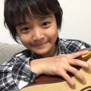 下剋上受験 佳織のクラスメイトの男の子 健太郎 役は誰 着ている服のブランドは